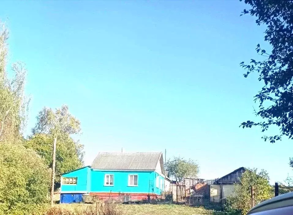 Дом в Курская область, Хомутовский район, Гламаздинский сельсовет, д. ... - Фото 1