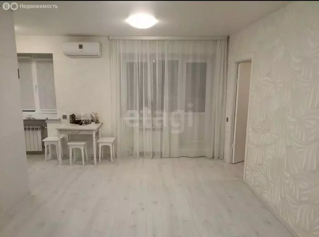 2-комнатная квартира: Омск, Космический проспект, 25 (45 м) - Фото 1