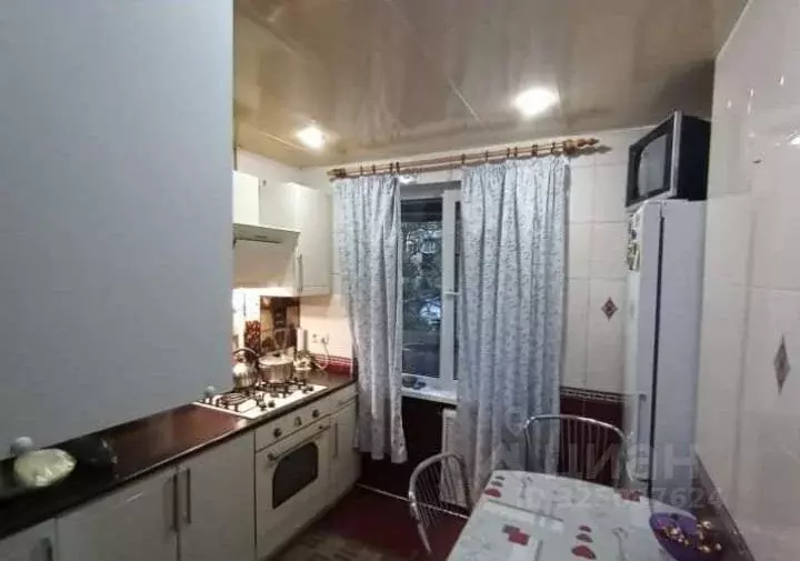 2-к кв. Краснодарский край, Сочи Гагарина мкр, бул. Цветной, 34 (45.0 ... - Фото 1