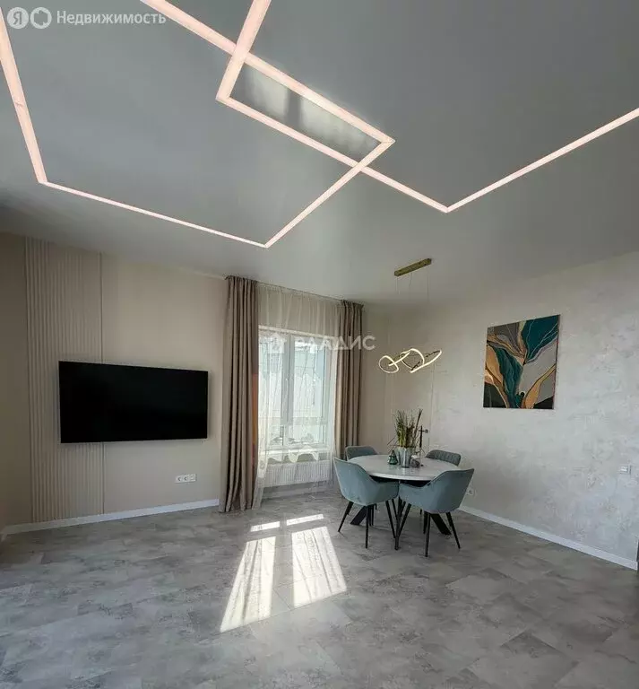 3-комнатная квартира: Уфа, улица Энтузиастов, 15 (69.8 м) - Фото 1