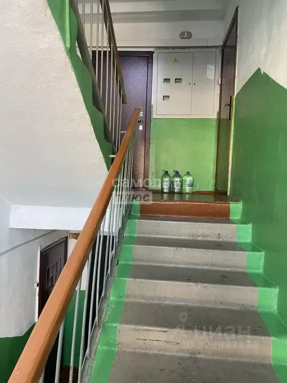 2-к кв. Свердловская область, Верхняя Синячиха пгт ул. Октябрьская, 15 ... - Фото 2