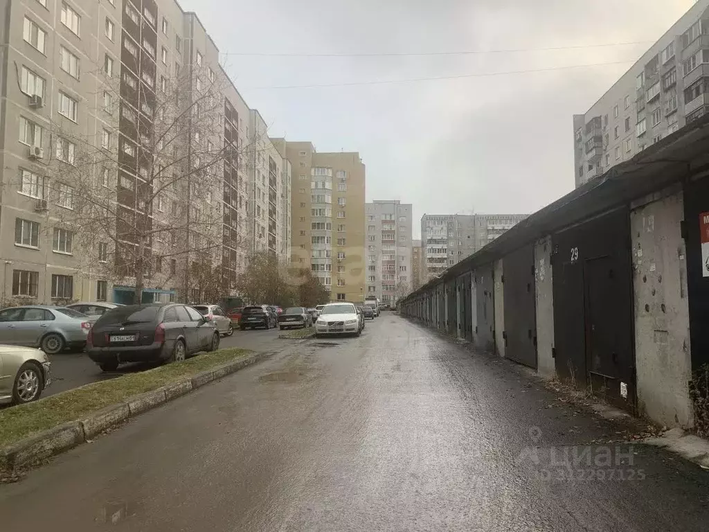 Гараж в Тюменская область, Тюмень Уральская ул., 74 (18 м) - Фото 1