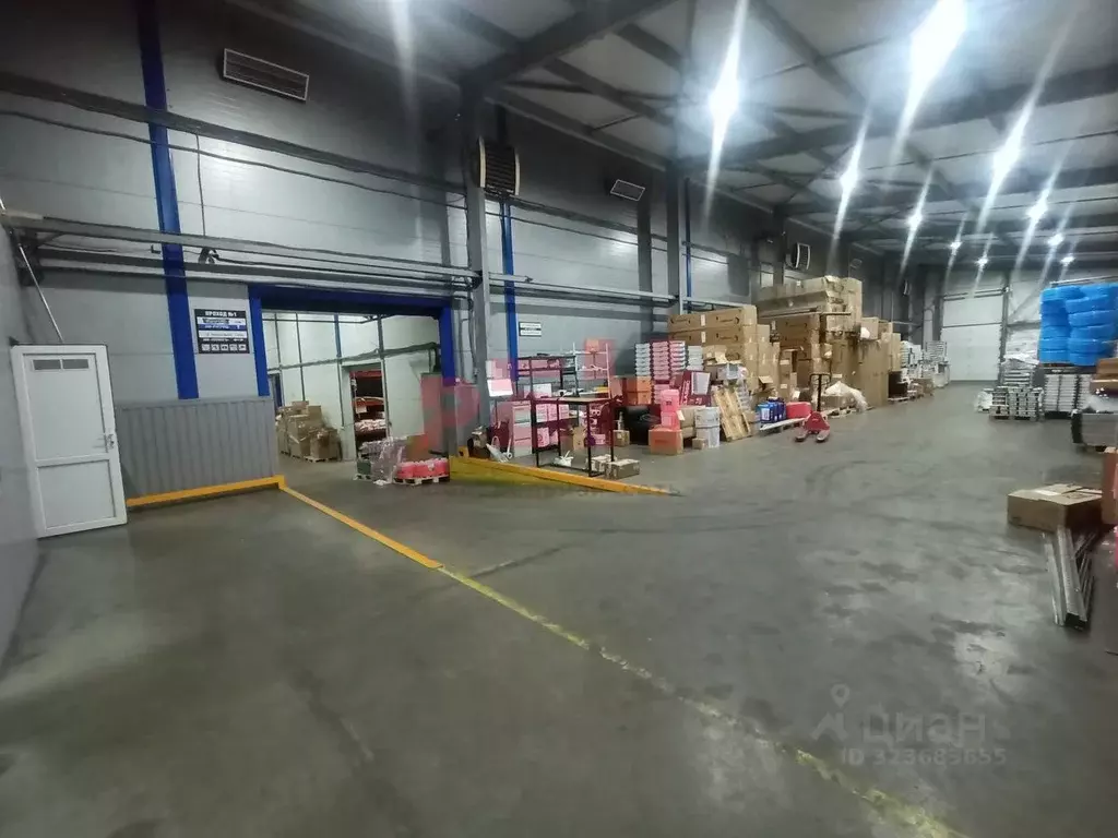 Склад в Тюменская область, Тюмень ул. 50 лет Октября, 213с4 (750 м) - Фото 1