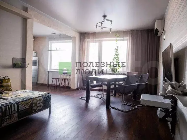 4-к. квартира, 92 м, 2/9 эт. - Фото 0