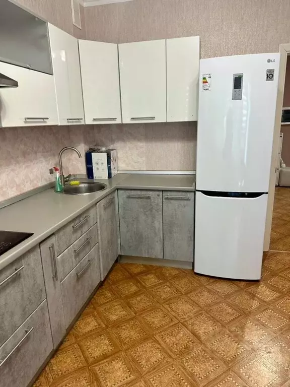 1-к кв. Белгородская область, Старый Оскол Степной мкр, 5 (54.0 м) - Фото 1