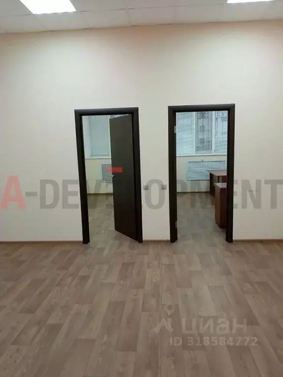 Офис в Татарстан, Казань ул. Космонавтов, 39а (52 м) - Фото 2