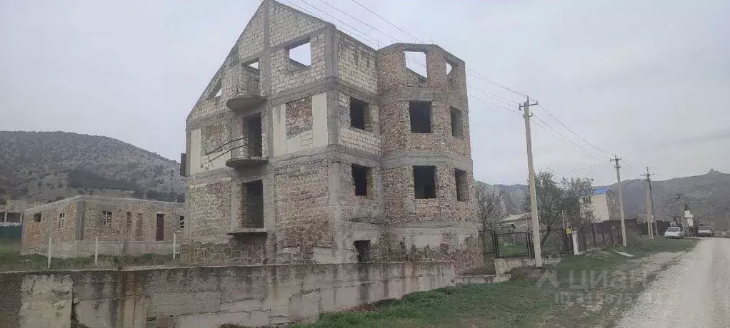 Дом в Крым, Судак городской округ, с. Веселое ул. Персиковая (300 м) - Фото 0