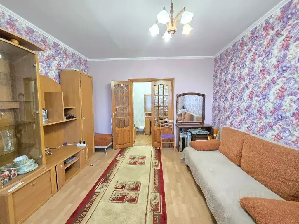 2-к кв. Ямало-Ненецкий АО, Новый Уренгой Юбилейный мкр, 4/2 (50.0 м) - Фото 1