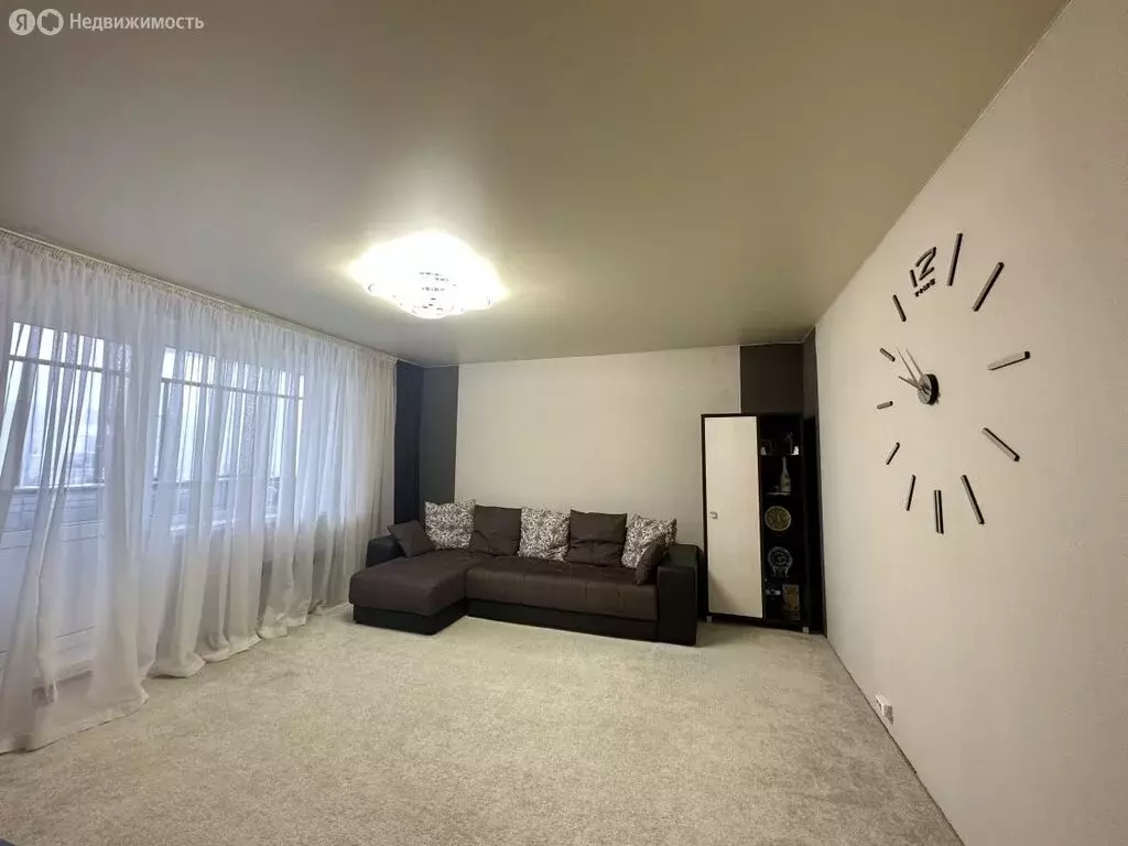 2-комнатная квартира: Чебаркуль, улица Каширина, 45 (52 м) - Фото 1