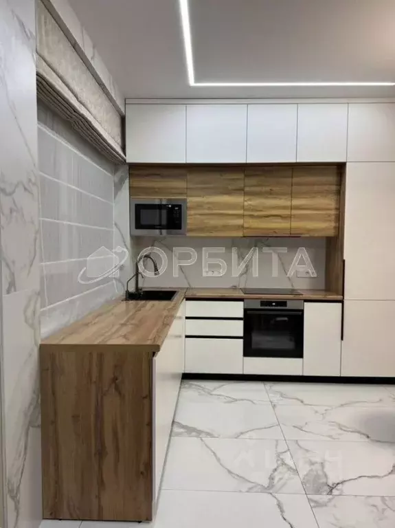 2-к кв. Тюменская область, Тюмень ул. Тимофея Кармацкого, 5к2 (70.0 м) - Фото 1