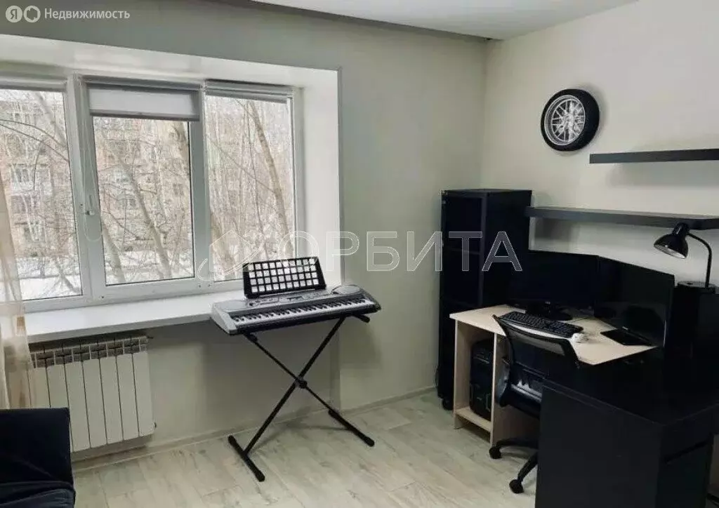 Квартира-студия: Тюмень, улица Парфёнова, 20 (18 м) - Фото 1