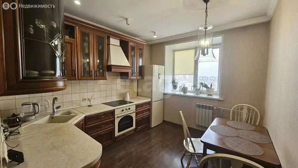 3-комнатная квартира: Абакан, Хакасская улица, 167 (117.5 м) - Фото 2