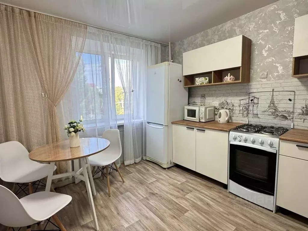 1-к кв. Саратовская область, Саратов Лунная ул., 27 (33.0 м) - Фото 1