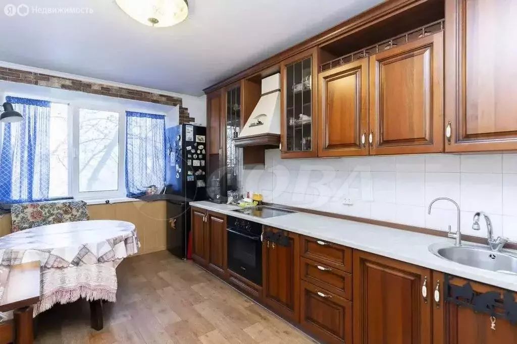 2-комнатная квартира: Тюмень, Широтная улица, 83 (60.8 м) - Фото 1