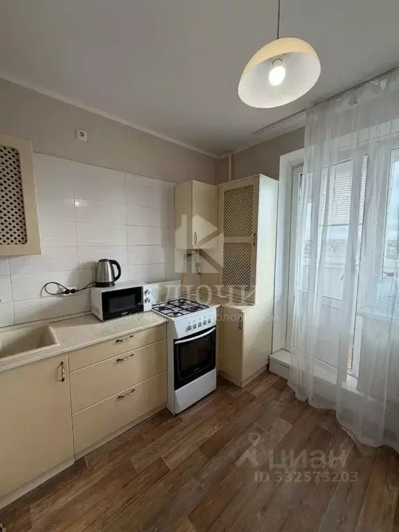 1-к кв. Белгородская область, Белгород ул. Есенина, 56 (42.0 м) - Фото 1