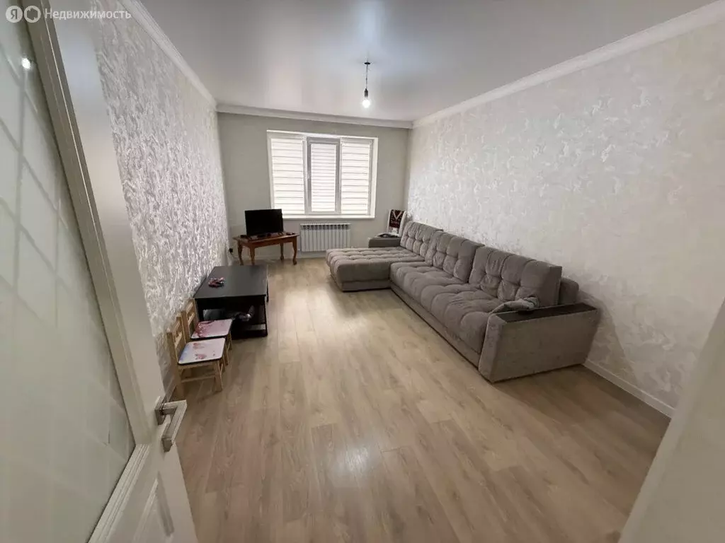 2-комнатная квартира: Нальчик, улица Шогенова, 75 (61 м) - Фото 0