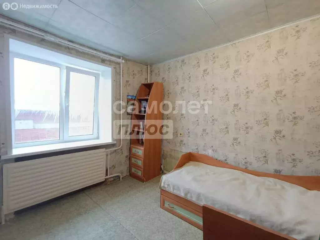 1к в 8-комнатной квартире (12 м) - Фото 0