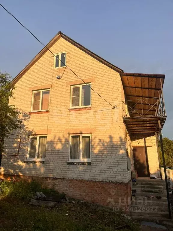 Дом в Курская область, Льгов ул. Энгельса, 18 (157 м) - Фото 1
