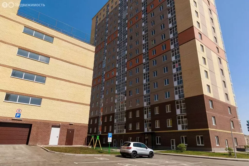 2-комнатная квартира: Тюмень, улица Ю.-Р.Г. Эрвье, 34к1 (46.62 м) - Фото 2