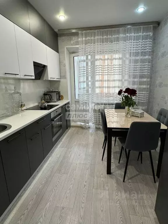 2-к кв. Ханты-Мансийский АО, Сургут ул. Чехова, 7 (54.5 м) - Фото 2