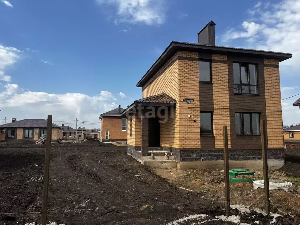 Дом в Башкортостан, Уфимский район, Зубовский сельсовет, с. Зубово ул. ... - Фото 0