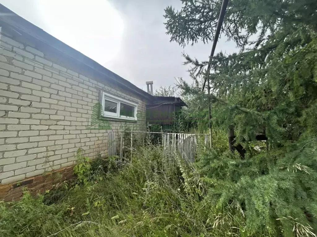 Дом в Саратовская область, Базарно-Карабулакский район, Свободинское ... - Фото 1