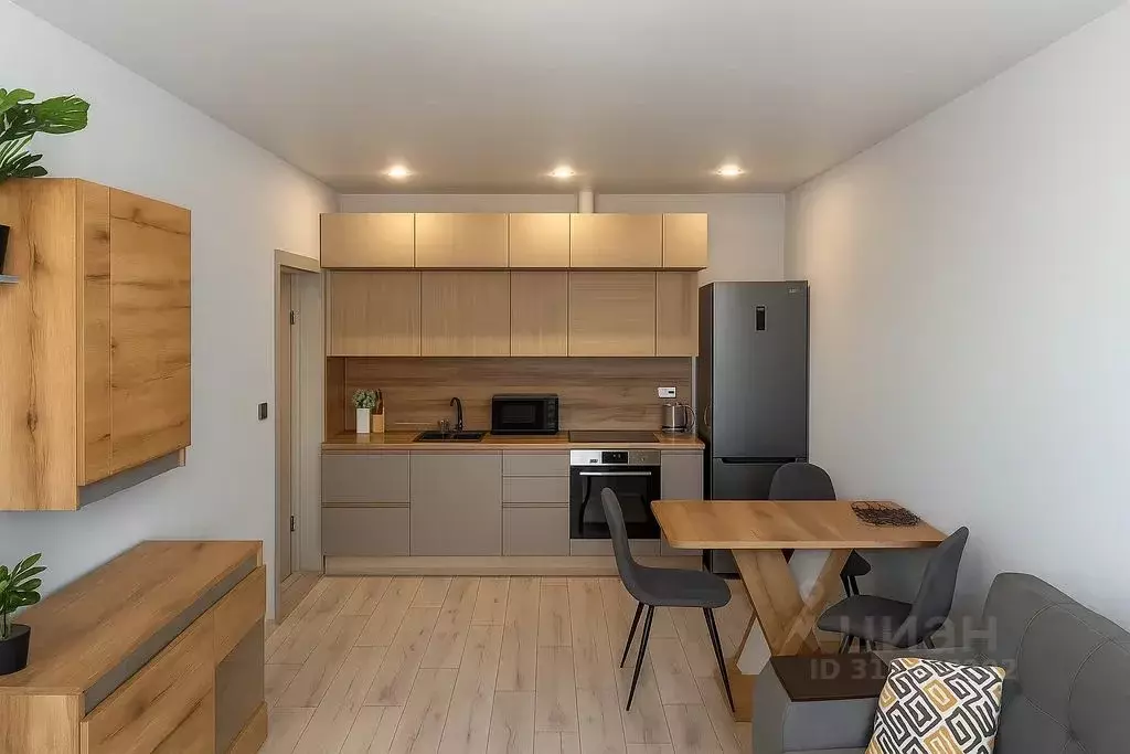 2-к кв. Сахалинская область, Южно-Сахалинск ул. Ленина, 563к5 (50.0 м) - Фото 1