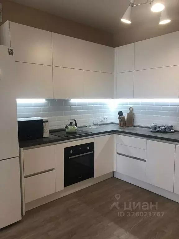 2-к кв. Астраханская область, Астрахань Донбасская ул., 3 (53.0 м) - Фото 1