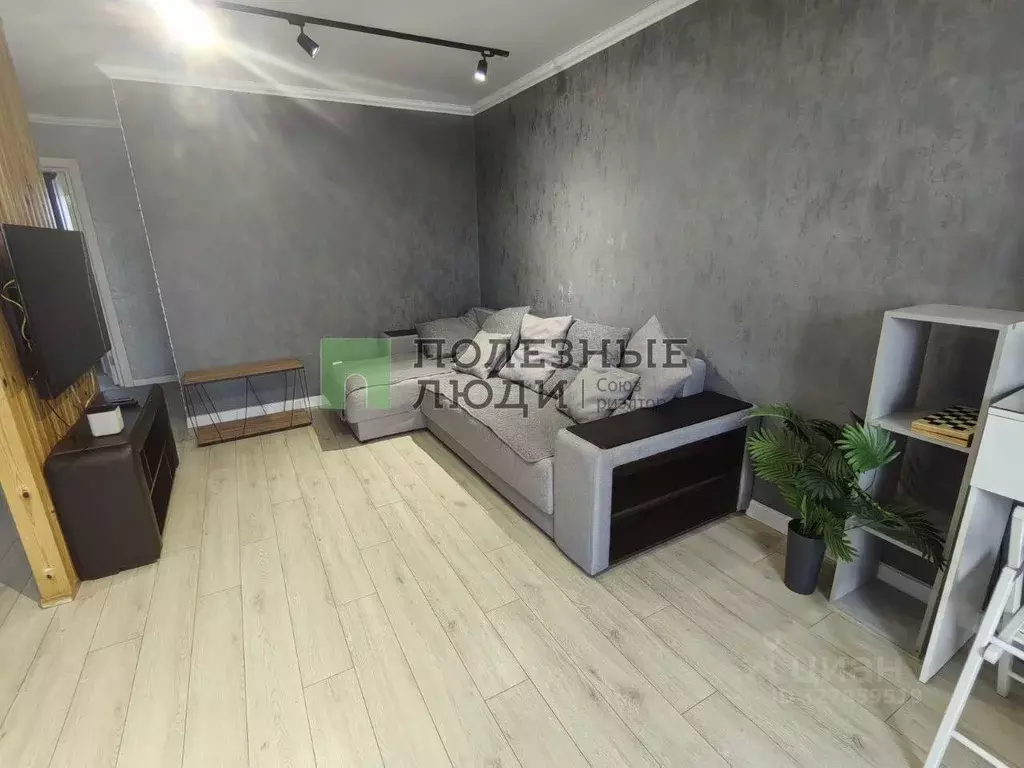 3-к кв. Орловская область, Орел Ливенская ул., 21 (66.5 м) - Фото 2