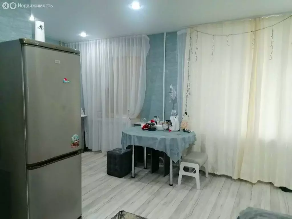 Квартира-студия: Каменск-Уральский, Алюминиевая улица, 64 (31.5 м) - Фото 0