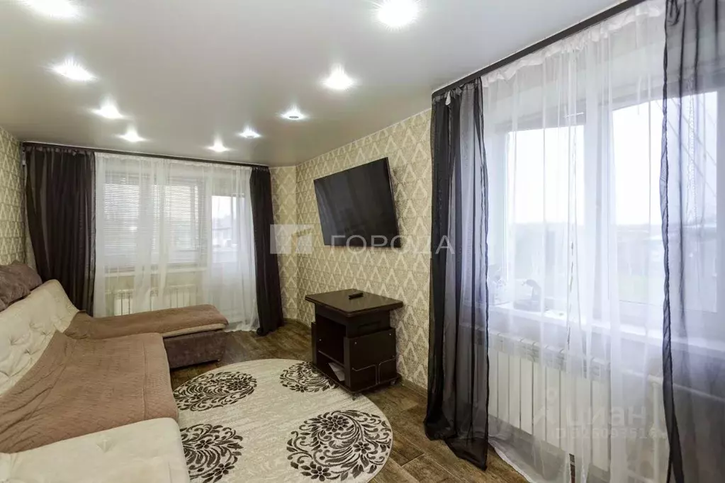 3-к кв. Кемеровская область, Осинники ул. 50 лет Октября, 21 (60.8 м) - Фото 1