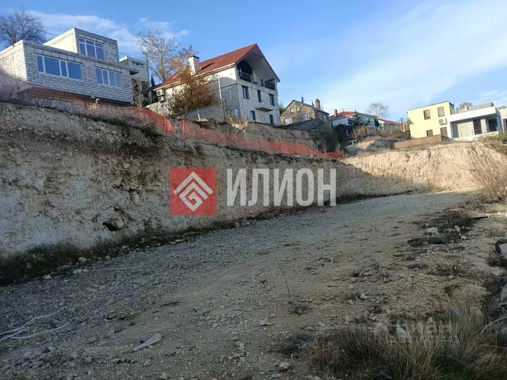 Участок в Севастополь ул. Волнистая (6.8 сот.) - Фото 1