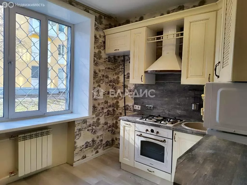 3-комнатная квартира: Ангарск, квартал А, 16 (75.3 м) - Фото 2