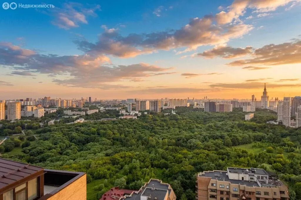 6-комнатная квартира: Москва, Нежинская улица, 8к1 (216.5 м) - Фото 1