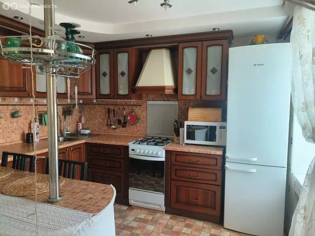 3-комнатная квартира: Александров, улица Королёва, 1 (62 м) - Фото 1