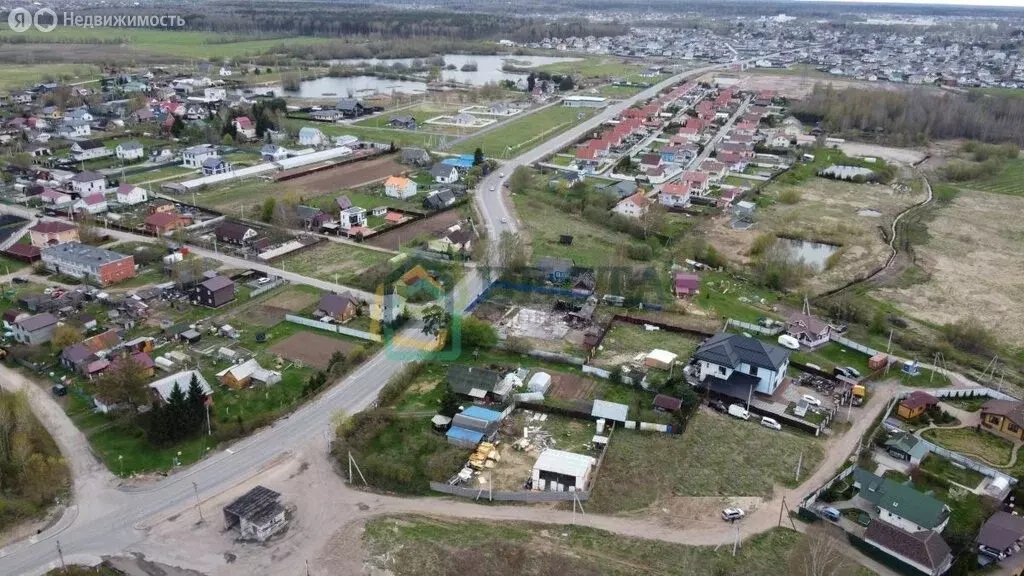 Участок в Аннинское городское поселение, деревня Иннолово, Весовой ... - Фото 0
