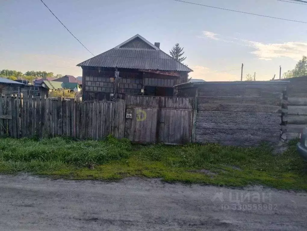 Дом в Алтайский край, Новоалтайск Ударная ул., 10 (54 м) - Фото 1