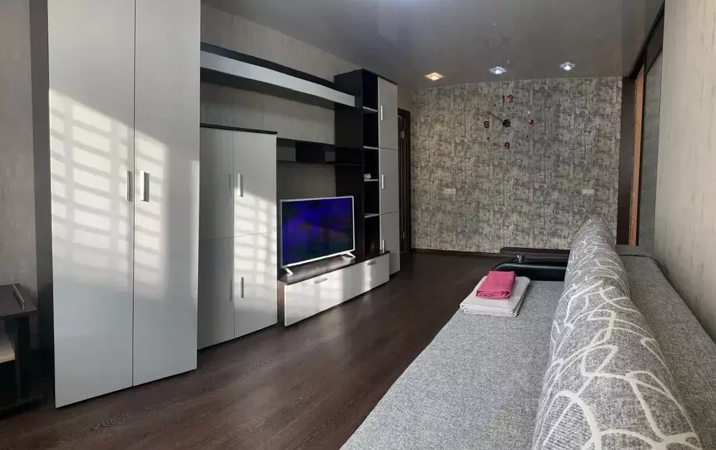 2-к кв. Свердловская область, Качканар 7-й мкр, 56 (50.0 м) - Фото 1