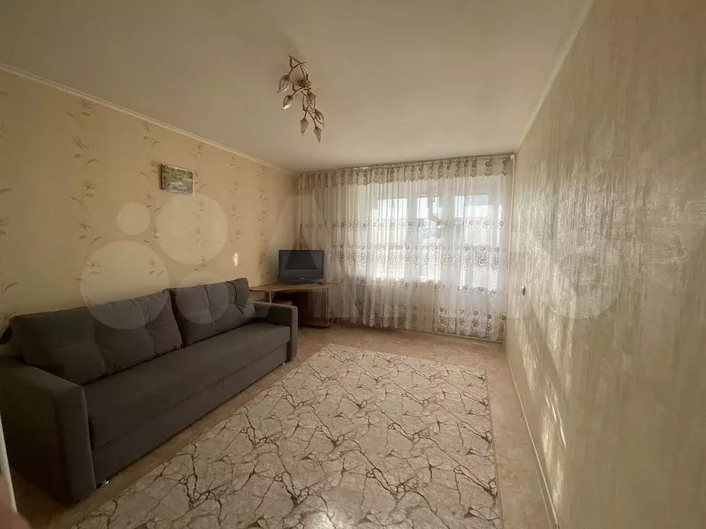 1-к. квартира, 40 м, 3/10 эт. - Фото 0