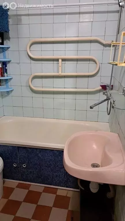 3-комнатная квартира: Пенза, проспект Строителей, 142 (62.2 м) - Фото 1