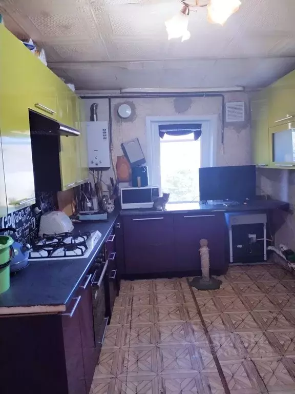 Дом в Саратовская область, Петровск ул. Крупской, 8 (75 м) - Фото 0