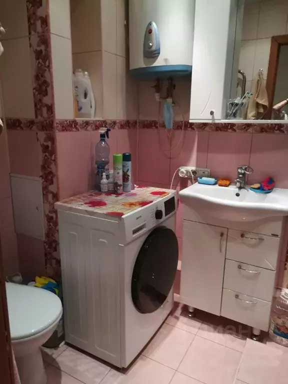 2-к кв. Омская область, Омск ул. Кирова, 18/1 (52.7 м) - Фото 1