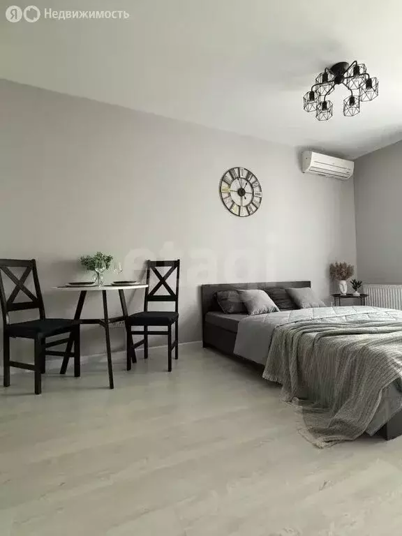 Квартира-студия: Тюмень, улица Ю.-Р.Г. Эрвье, 24к2 (30 м) - Фото 0