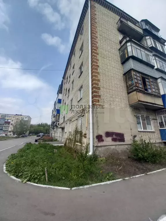 4-к. квартира, 61,8 м, 2/5 эт. - Фото 1