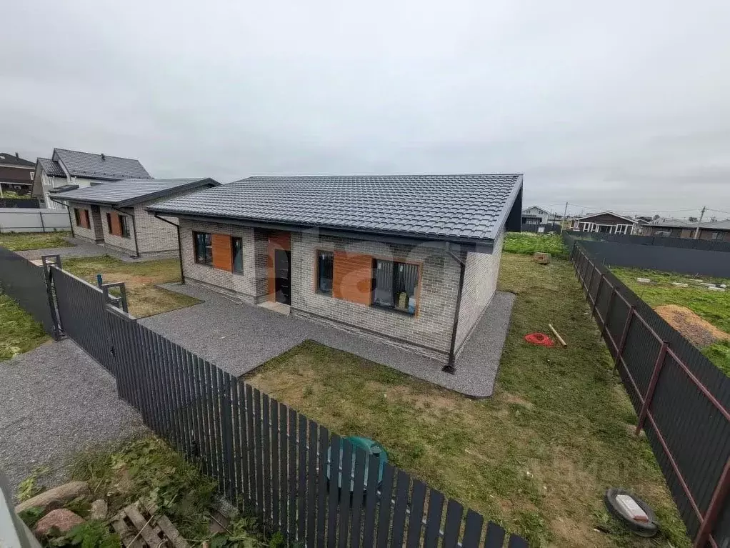 Дом в Ленинградская область, Гатчинский муниципальный округ, Дачный-1 ... - Фото 2