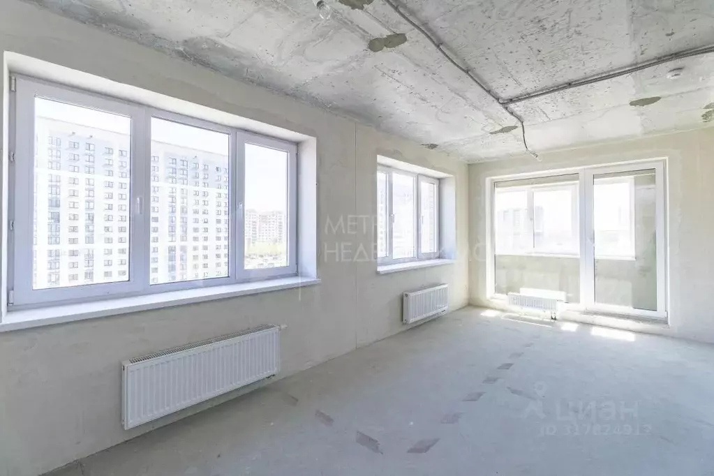 3-к кв. Тюменская область, Тюмень ул. Новоселов, 92 (85.87 м) - Фото 0