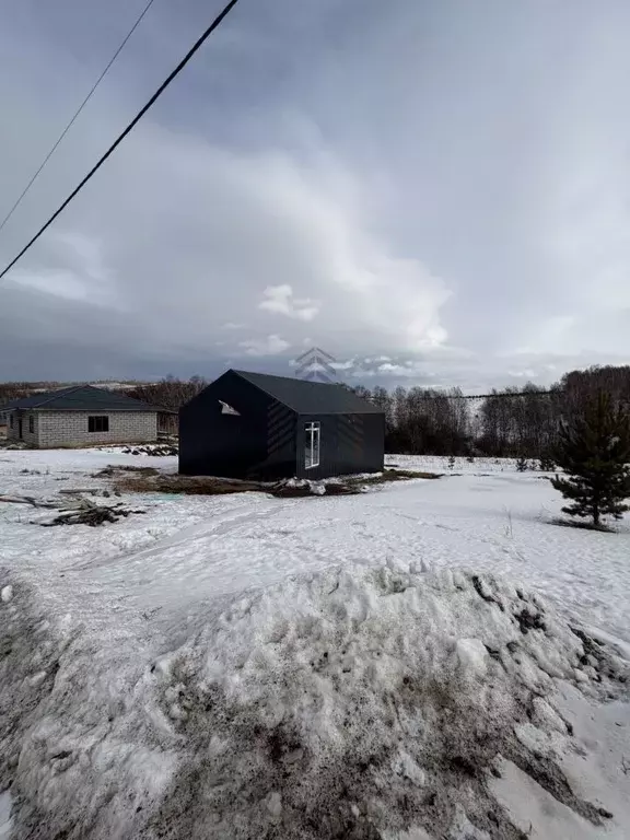 Дом в Красноярский край, Красноярск городской округ, пос. Солонцы ул. ... - Фото 1