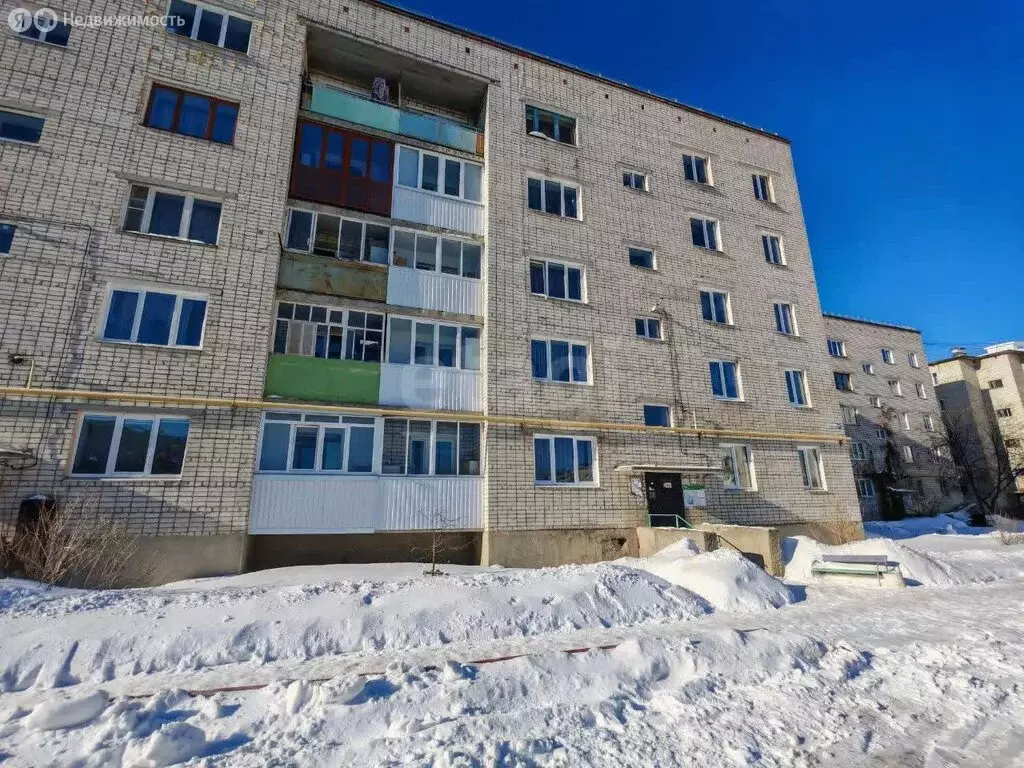 3-комнатная квартира: Богданович, Октябрьская улица, 92/1 (57.3 м) - Фото 2