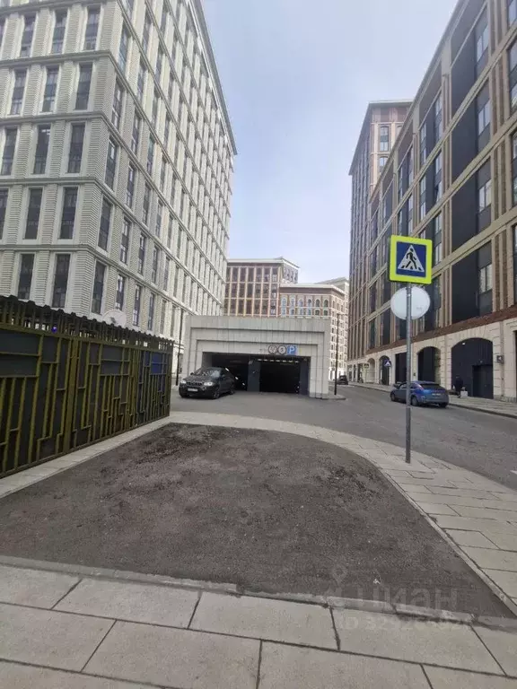 Гараж в Москва Новоалексеевская ул., 16к4 (13 м) - Фото 1