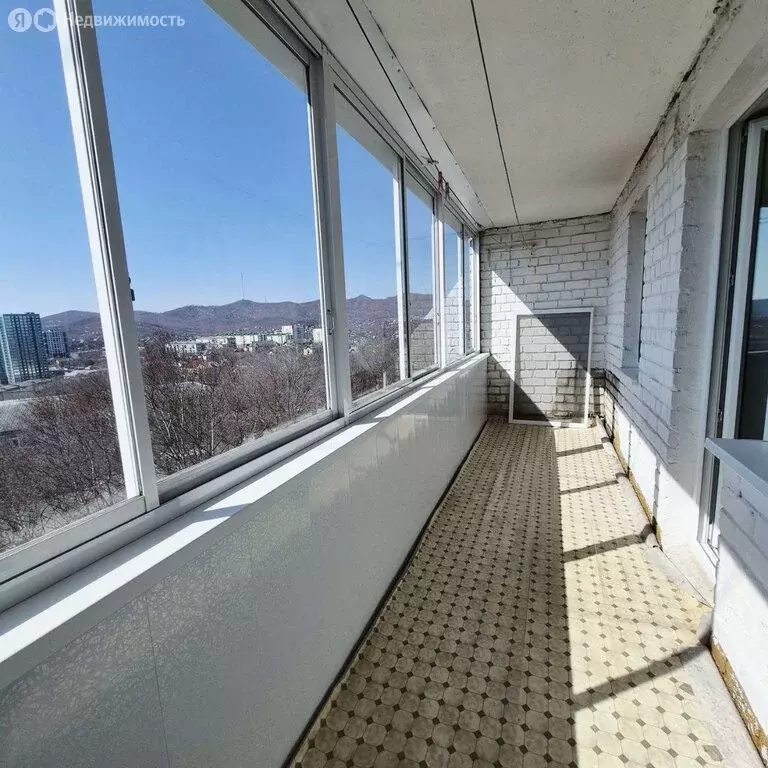 5-комнатная квартира: Находка, улица Дзержинского, 3А (87 м) - Фото 1